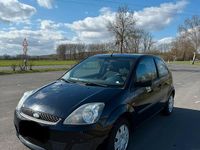 Gebraucht Ford Fiesta 60 PS (44 kW) 2006 Blau Kleinwagen
