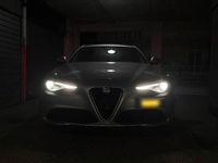 Second-hand Alfa Romeo Giulia 150 CP (110 kW) 2016 Gri Berlinǎ