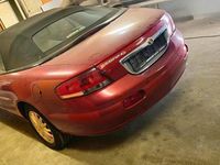 Używany Chrysler Sebring Cabriolet 141 KM (103 kW) 2002 Czerwony Kabriolet