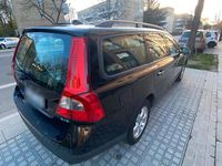 Używany Volvo V70 163 KM (119 kW) 2007 Czarny Kombi