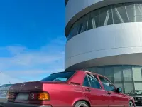 Gebraucht Mercedes 190 Classic 109 PS (80 kW) 1990 Andere farben Limousine