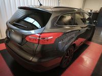 Usata Ford Focus 120 CV (88 kW) 2016 Grigio Station wagon