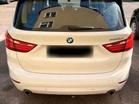 Gebraucht BMW 220 190 PS (139 kW) 2017 Weiß Van / Kleinbus