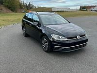 Gebraucht VW Golf VII 116 PS (85 kW) 2018 Schwarz Kombi