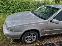Gebraucht Volvo V70 140 PS (102 kW) 1999 Silber Kombi