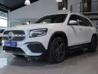Gebraucht Mercedes GLB200 AMG line 163 PS (119 kW) 2020 Digitalweiss  metalliclack SUV