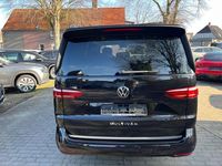 Neu VW Multivan Style 150 PS (110 kW) 2025 Deep black perl. Van