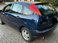 Usata Ford Focus 101 CV (74 kW) 2003 Blu Utilitaria