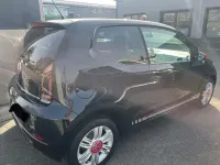 Używany VW up! Beats 60 KM (44 kW) 2017 Czarny Hatchback