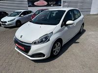 Gebraucht Peugeot 208 Active 82 PS (60 kW) 2017 Weiß Kleinwagen