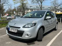 Używany Renault Clio III 75 KM (55 kW) 2009 Srebrny Sedan/Limuzyna