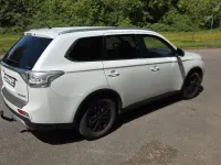 Gebraucht Mitsubishi Outlander Diamant Edition 150 PS (110 kW) 2015 Weiß SUV