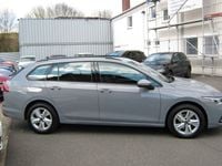 Second-hand VW Golf VIII Life 110 CP (80 kW) 2022 Gri Break