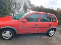Gebraucht Opel Corsa 60 PS (44 kW) 1996 Rot Kleinwagen
