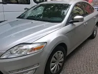 Gebraucht Ford Mondeo 140 PS (102 kW) 2013 Silber Limousine