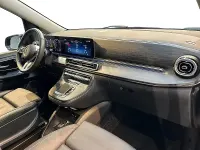 Gebraucht Mercedes V300 237 PS (174 kW) 2025 Obsidianschwarz metallic Van / Kleinbus