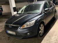 gebraucht Ford Focus 1.6 Benzin in gutem Zustand TÜV Neu