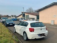 Gebraucht BMW 114 102 PS (75 kW) 2013 Weiß Kleinwagen