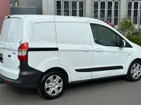 Gebraucht Ford Transit Trend 101 PS (74 kW) 2018 Weiß Limousine
