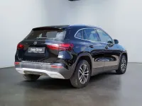 Gebraucht Mercedes GLA200 150 PS (110 kW) 2023 Schwarz SUV