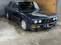 Gebraucht BMW M535 M Sport 218 PS (160 kW) 1986 Blau Limousine