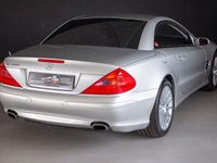 Gebraucht Mercedes SL500 306 PS (225 kW) 2004 Silber Cabrio