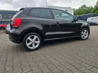 Gebraucht VW Polo Team 69 PS (50 kW) 2010 Schwarz Kleinwagen