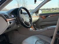 Gebraucht Mercedes E280 140 PS (102 kW) 2006 Blau Limousine