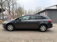 Gebraucht Opel Astra Design Edition 116 PS (85 kW) 2011 Grau Limousine