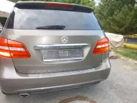 Gebraucht Mercedes B180 109 PS (80 kW) 2012 Braun Kleinwagen