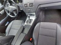 Gebraucht Mercedes C180 156 PS (114 kW) 2011 Grau Limousine