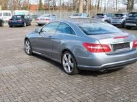 Gebraucht Mercedes E200 184 PS (135 kW) 2013 Silber Coupé