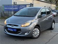 Gebraucht Hyundai ix20 Comfort 90 PS (66 kW) 2011 Grau Kleinwagen