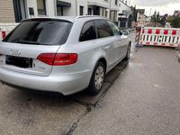 Gebraucht Audi A4 Ambiente 160 PS (117 kW) 2011 Grau Kombi