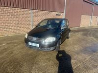 Używany VW Fox Basis 54 KM (39 kW) 2007 Czarny Hatchback