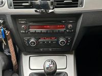 Gebraucht BMW 325 218 PS (160 kW) 2007 Beige Limousine