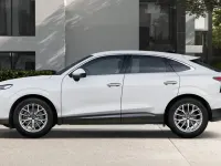 Neu Audi Q3 Sportback Advanced 193 PS (141 kW) 2026 Arkonaweiß SUV