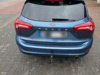 Gebraucht Ford Focus Titanium 150 PS (110 kW) 2020 Blau Kombi