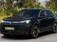 Neu VW T-Roc R-line 150 PS (110 kW) 2026 Schwarz SUV