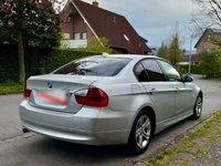 Gebraucht BMW 320 164 PS (120 kW) 2007 Limousine