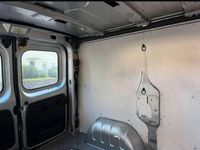 Gebraucht Opel Vivaro S 125 PS (91 kW) 2017 Grau Van / Kleinbus