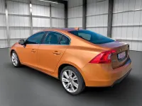 Gebraucht Volvo S60 Momentum 163 PS (119 kW) 2010 Gold Limousine