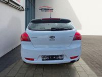 Gebraucht Kia ProCeed Spirit 128 PS (94 kW) 2011 Weiß Kleinwagen