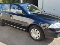 Usado Skoda Octavia Classic 102 HP (75 kW) 2011 Preto Carrinha