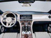Second-hand Bentley Continental 680 CP (500 kW) 2025 Albastru Cabrio