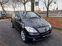 Gebraucht Mercedes A180 109 PS (80 kW) 2010 Schwarz Limousine