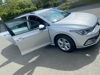 Gebraucht VW Golf VIII 150 PS (110 kW) 2021 Silber Kombi