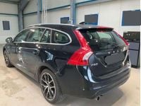 Gebraucht Volvo V60 Ocean Race 150 PS (110 kW) 2016 Schwarz Kombi
