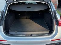 Gebraucht Mercedes C300e 313 PS (230 kW) 2023 Silber Limousine