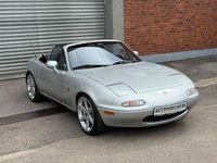Second-hand Mazda MX5 131 CP (96 kW) 1995 Argintiu Cabrio